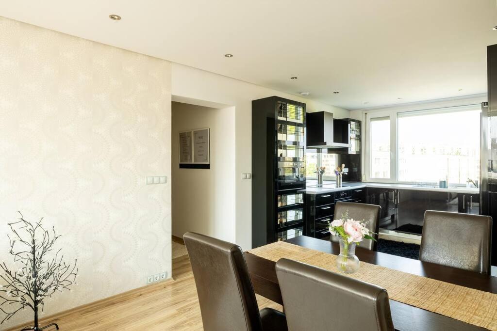 Martonfalvi Penthouse W Jacuzzi Debrecen Kültér fotó